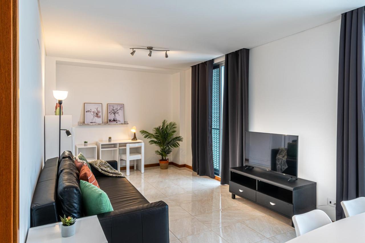 Atlantic Town 3 - Free Parking Apartment ปอนตาเดลกาดา ภายนอก รูปภาพ