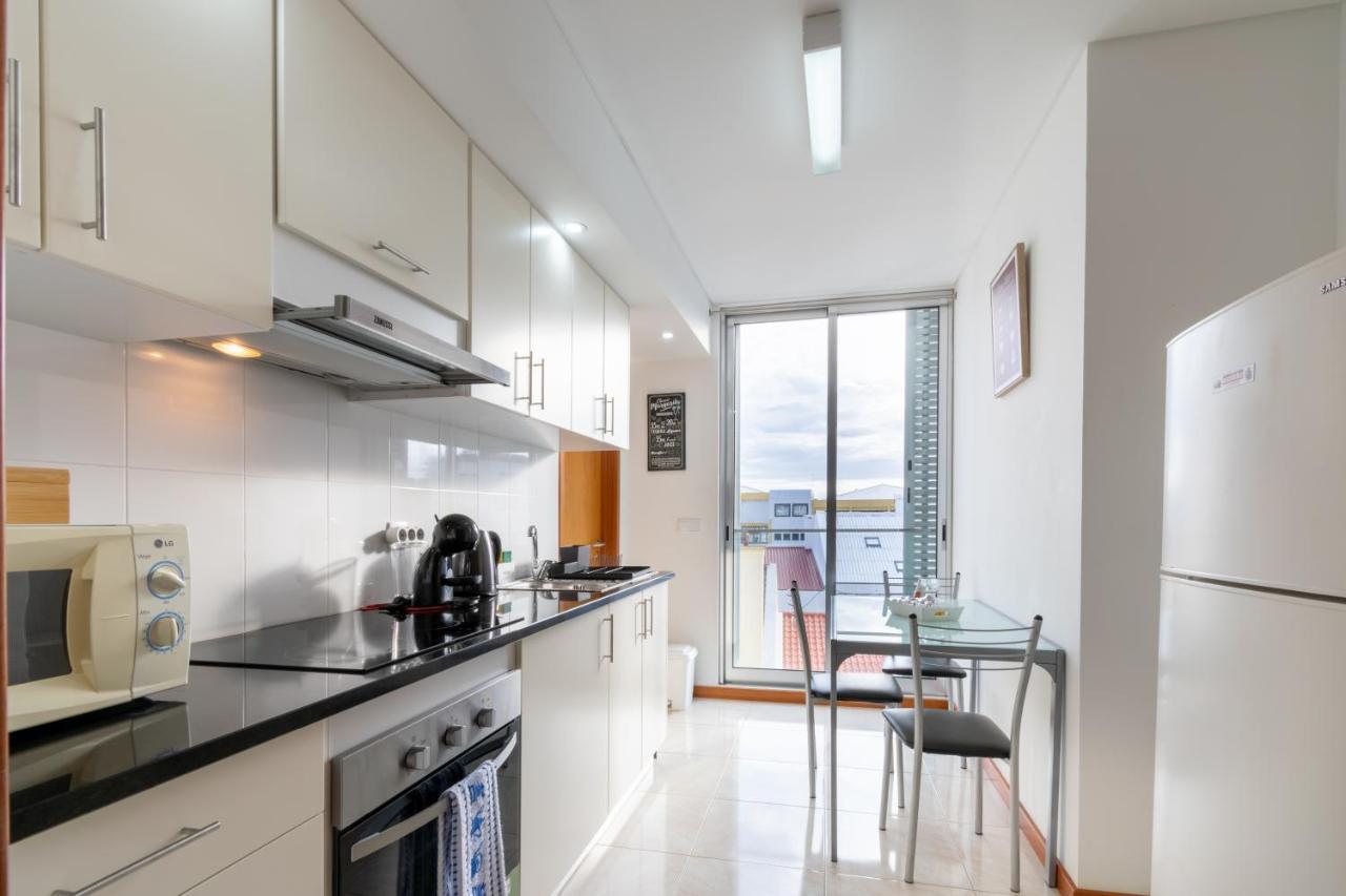 Atlantic Town 3 - Free Parking Apartment ปอนตาเดลกาดา ภายนอก รูปภาพ
